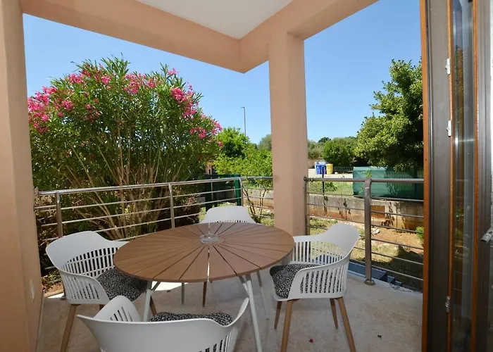 Cocaletto A&b * 로비니